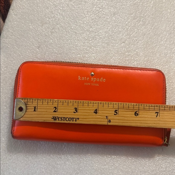 Kate Spade Orange Wallet - Picture 15 of 16